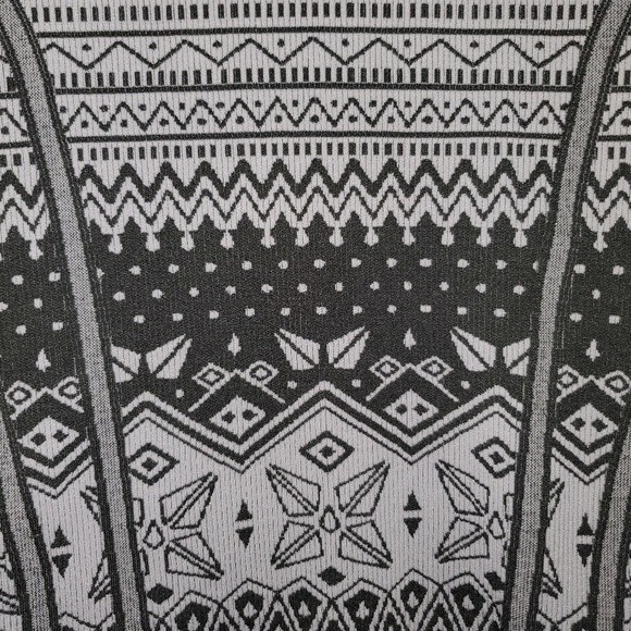 IVIVVA - LULULEMON Fly Tech Glacier Air Long Sleeve Activewear Top Thumbholes 8 - Picture 3 of 6